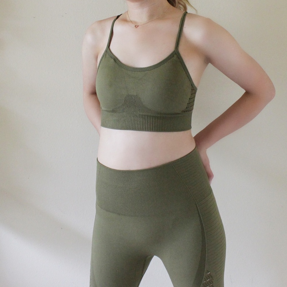 BRALETTE AND LEGGINGS ATHLETIC GYM SET OLIVE GREEN